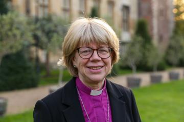 ABCSarah_Web_251003.jpg